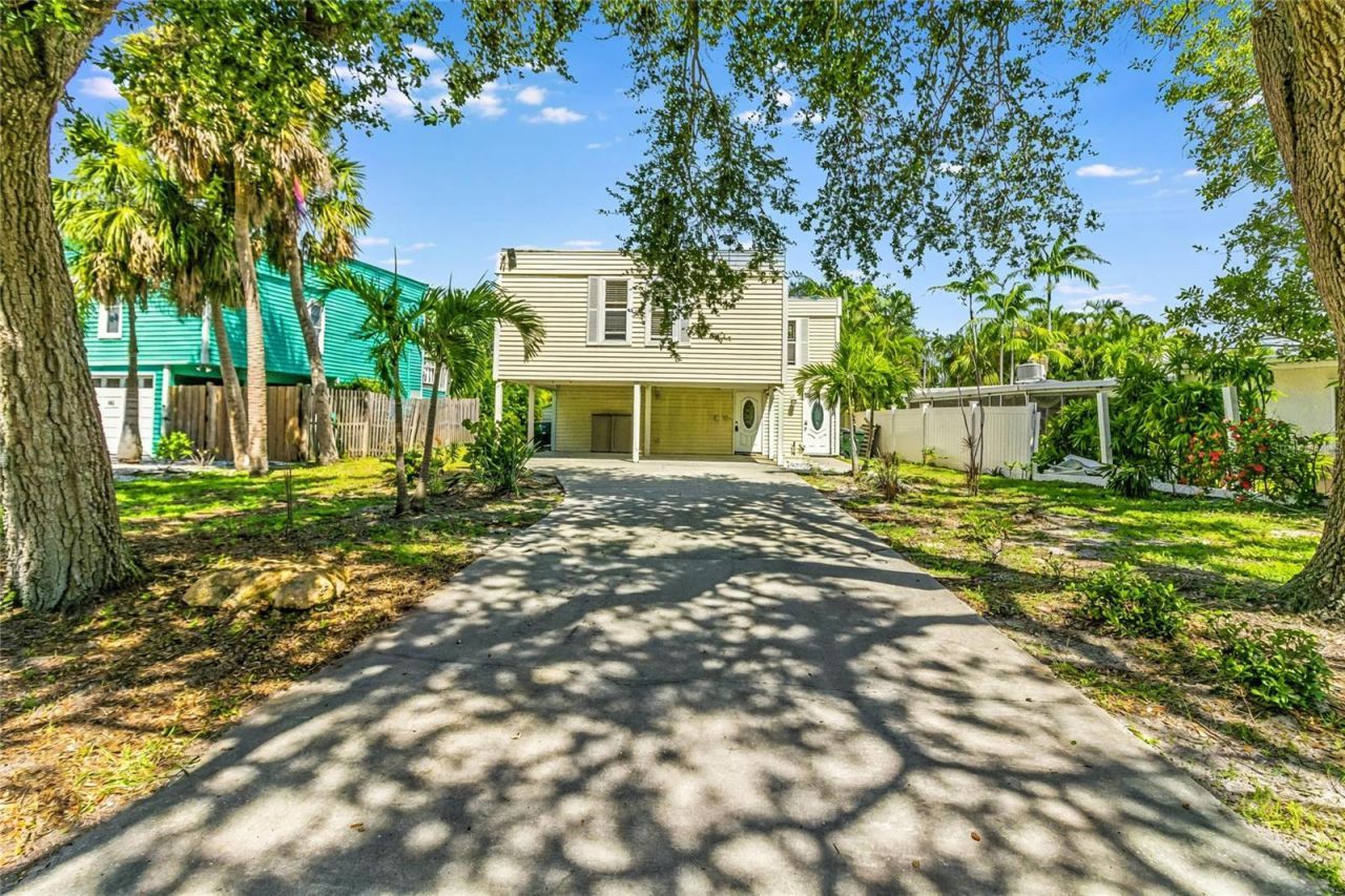 643 Calle De Peru, Sarasota, FL 34242 Photo