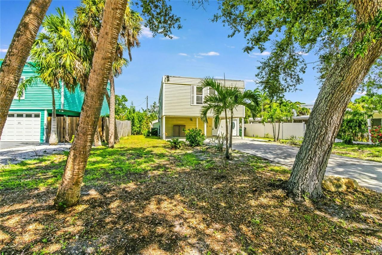 643 Calle De Peru, Sarasota, FL 34242 Photo