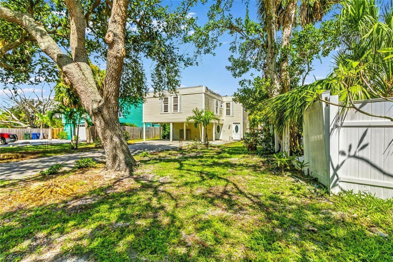643 Calle De Peru, Sarasota, FL 34242 Photo