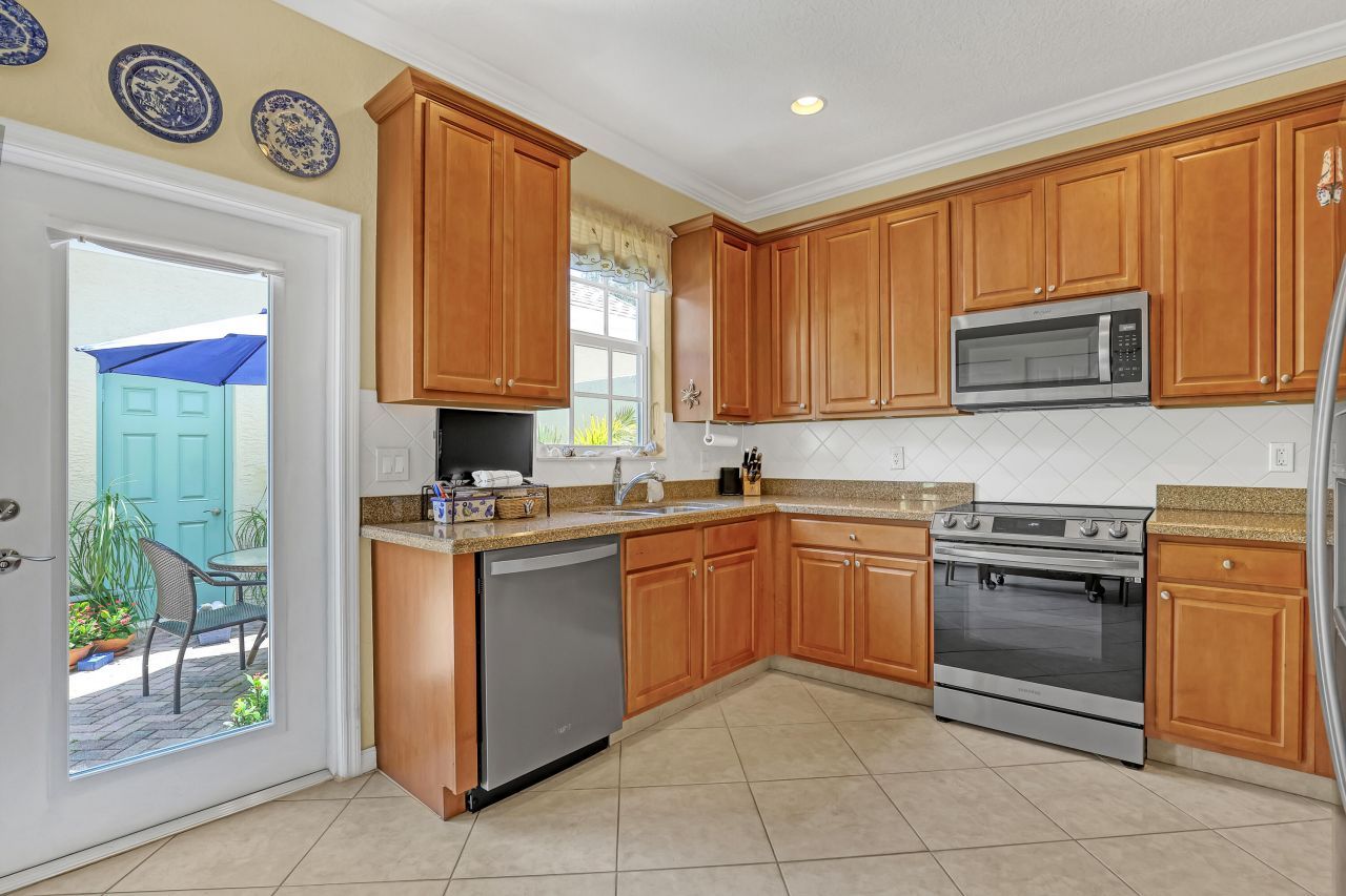 187 E Bay Cedar Circle, Jupiter, FL 33458 Photo