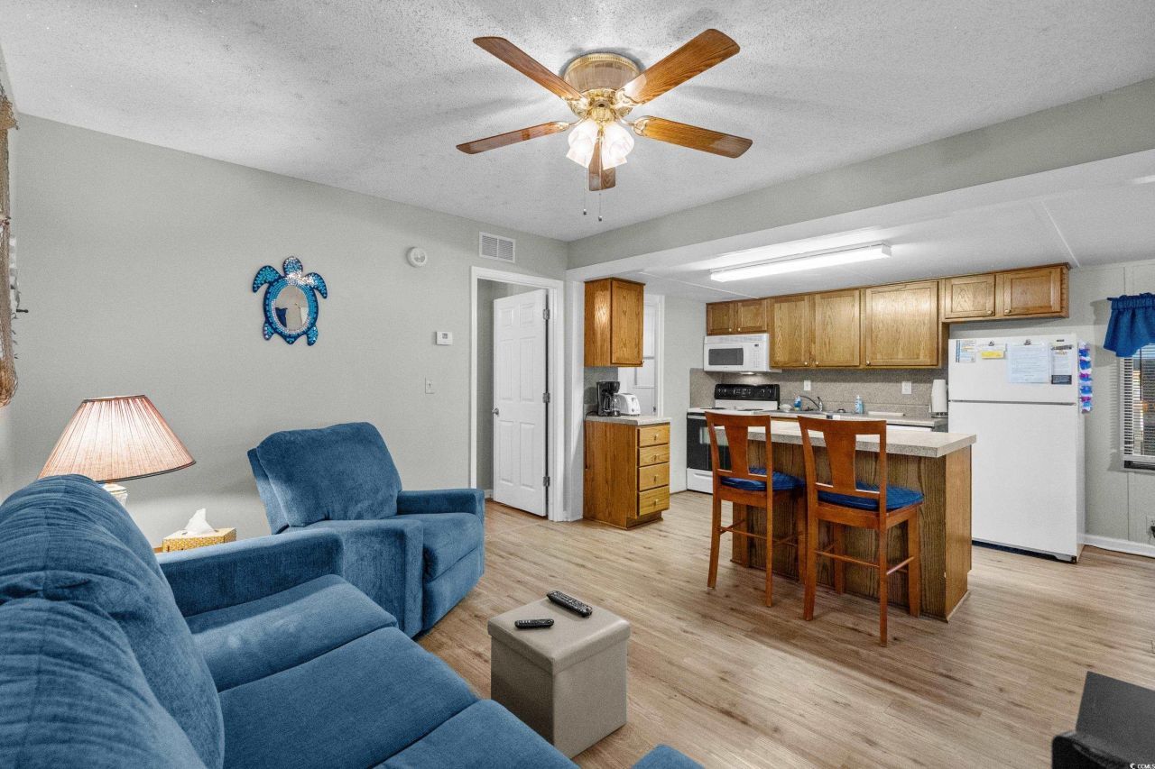 6001- V31 S Kings Highway Photo 10