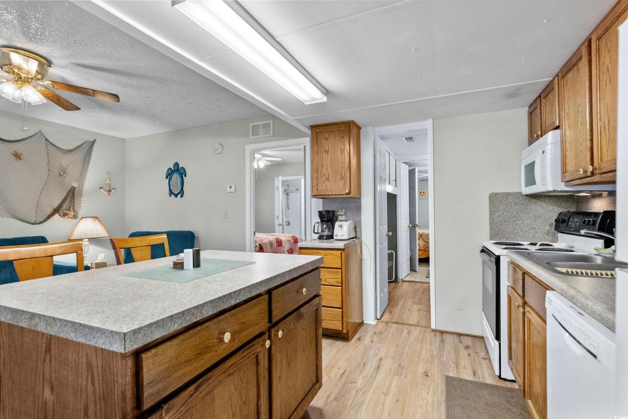 6001- V31 S Kings Highway Photo 15