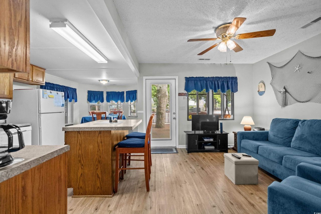 6001- V31 S Kings Highway Photo 8