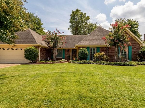 1916 BOHEMIA DR, Memphis, TN 38016