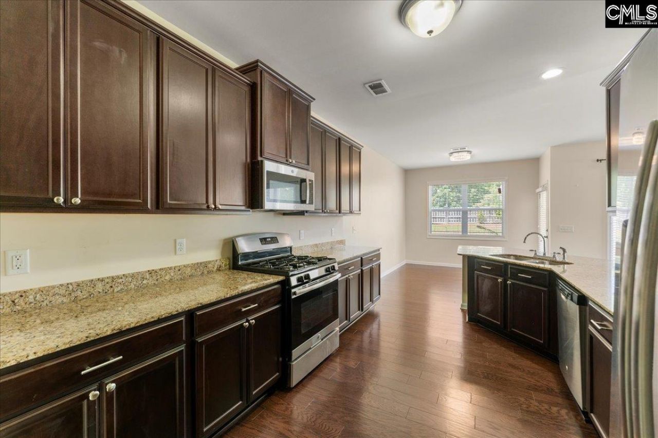 201 Ashwicke Drive Photo 15