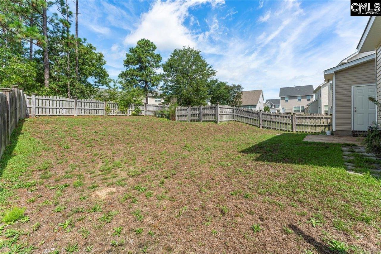 201 Ashwicke Drive Photo 6