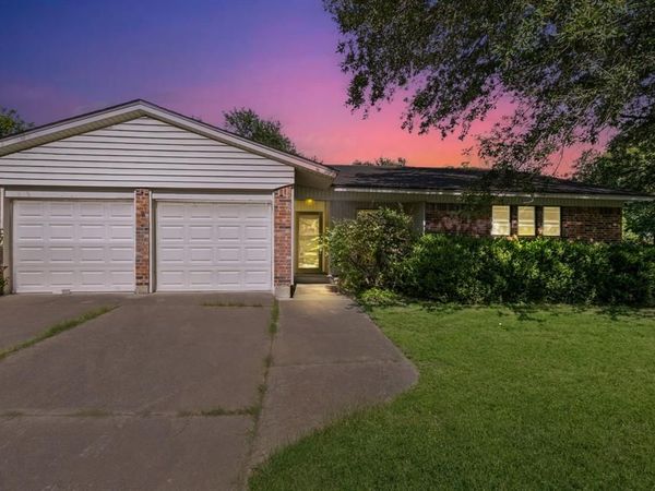 1930 Post Oak Drive, Waco, TX 76705