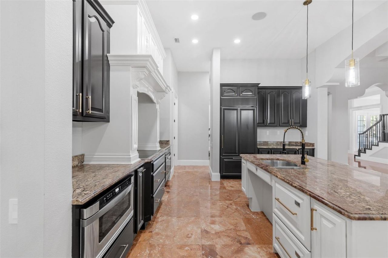 638 Limona Woods Drive, Brandon, FL 33510 Photo