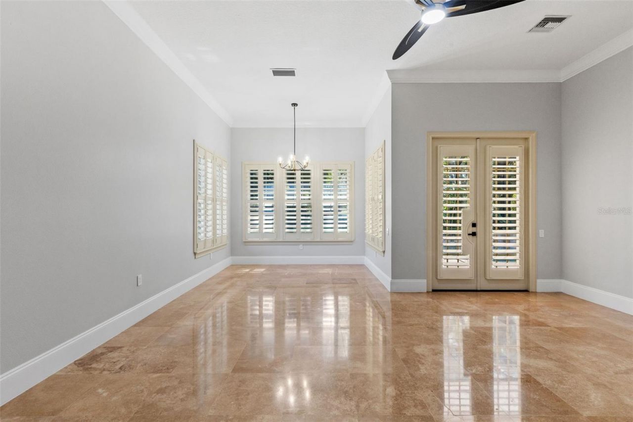 638 Limona Woods Drive, Brandon, FL 33510 Photo