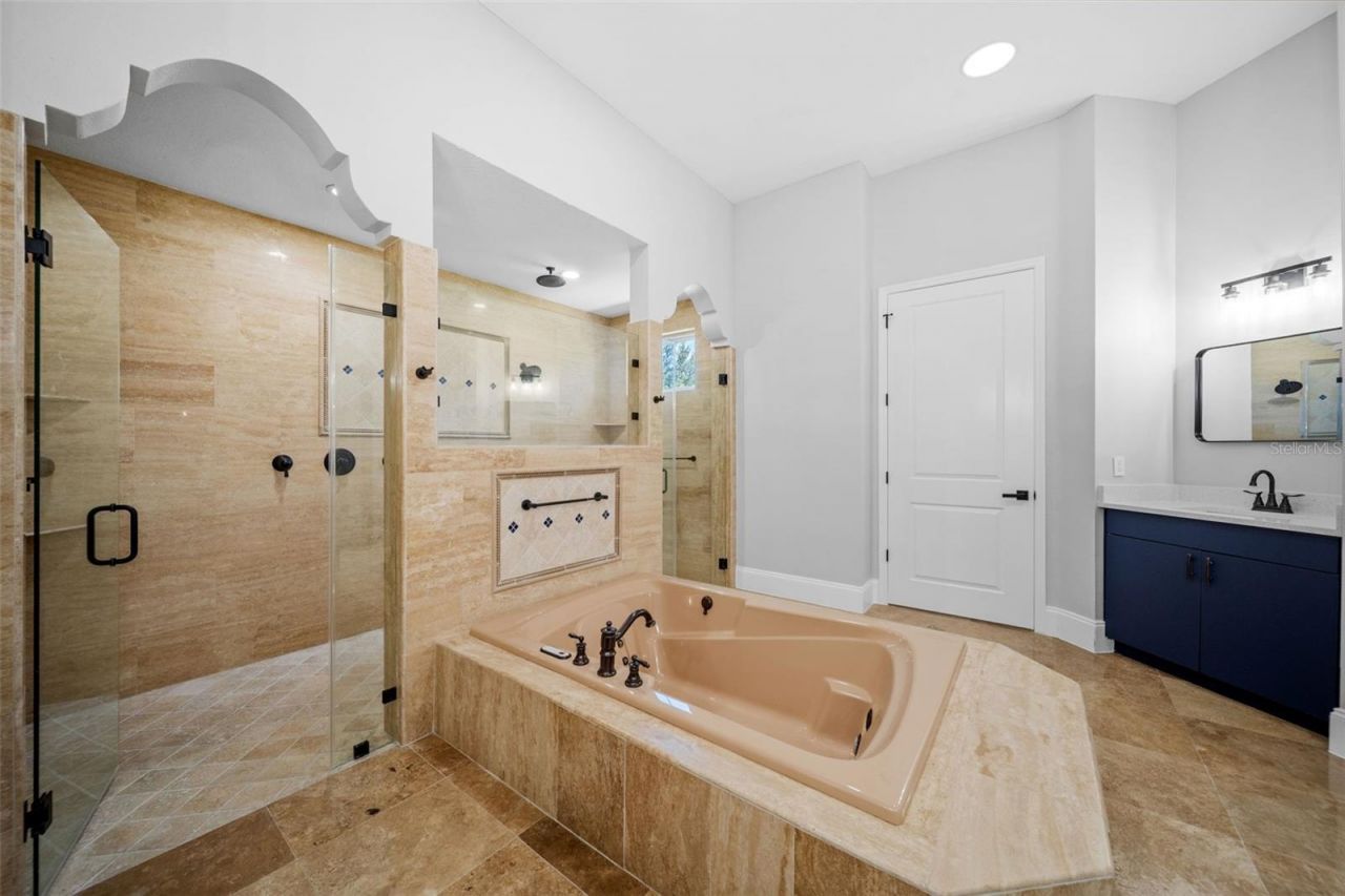 638 Limona Woods Drive, Brandon, FL 33510 Photo