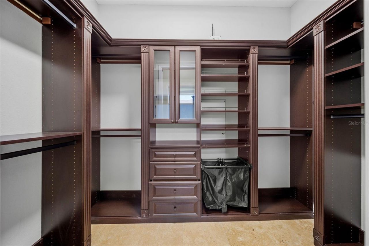 638 Limona Woods Drive, Brandon, FL 33510 Photo