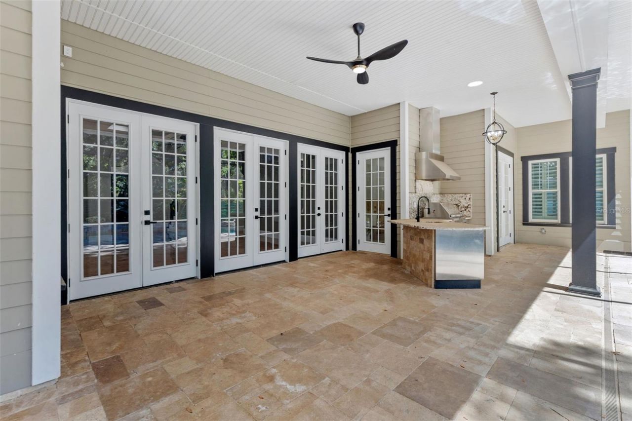 638 Limona Woods Drive, Brandon, FL 33510 Photo