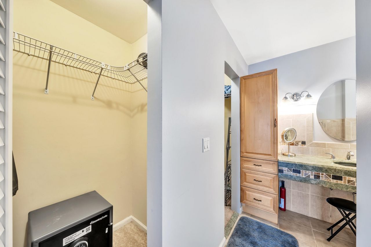 130 Cypress Club Drive, Unit 331, Pompano Beach, FL 33060 Photo