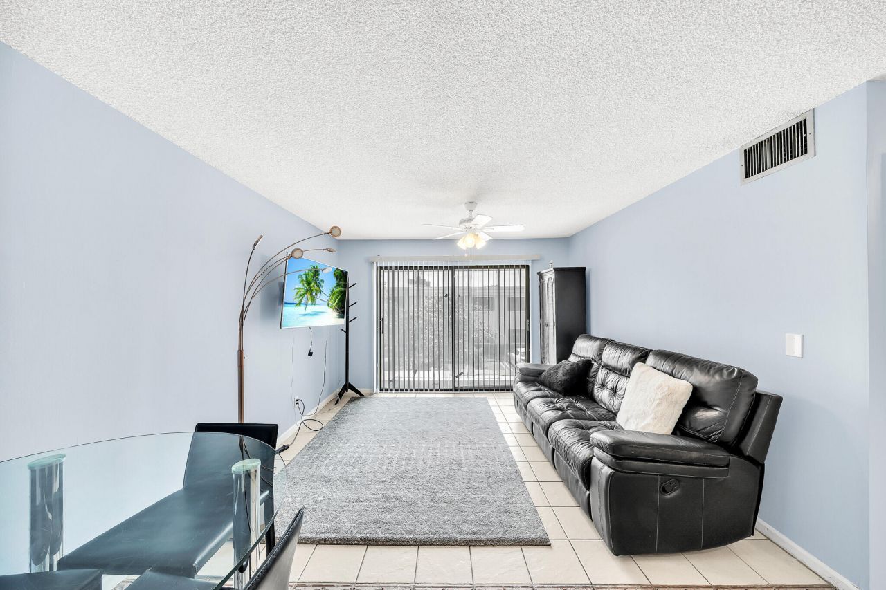 130 Cypress Club Drive, Unit 331, Pompano Beach, FL 33060 Photo