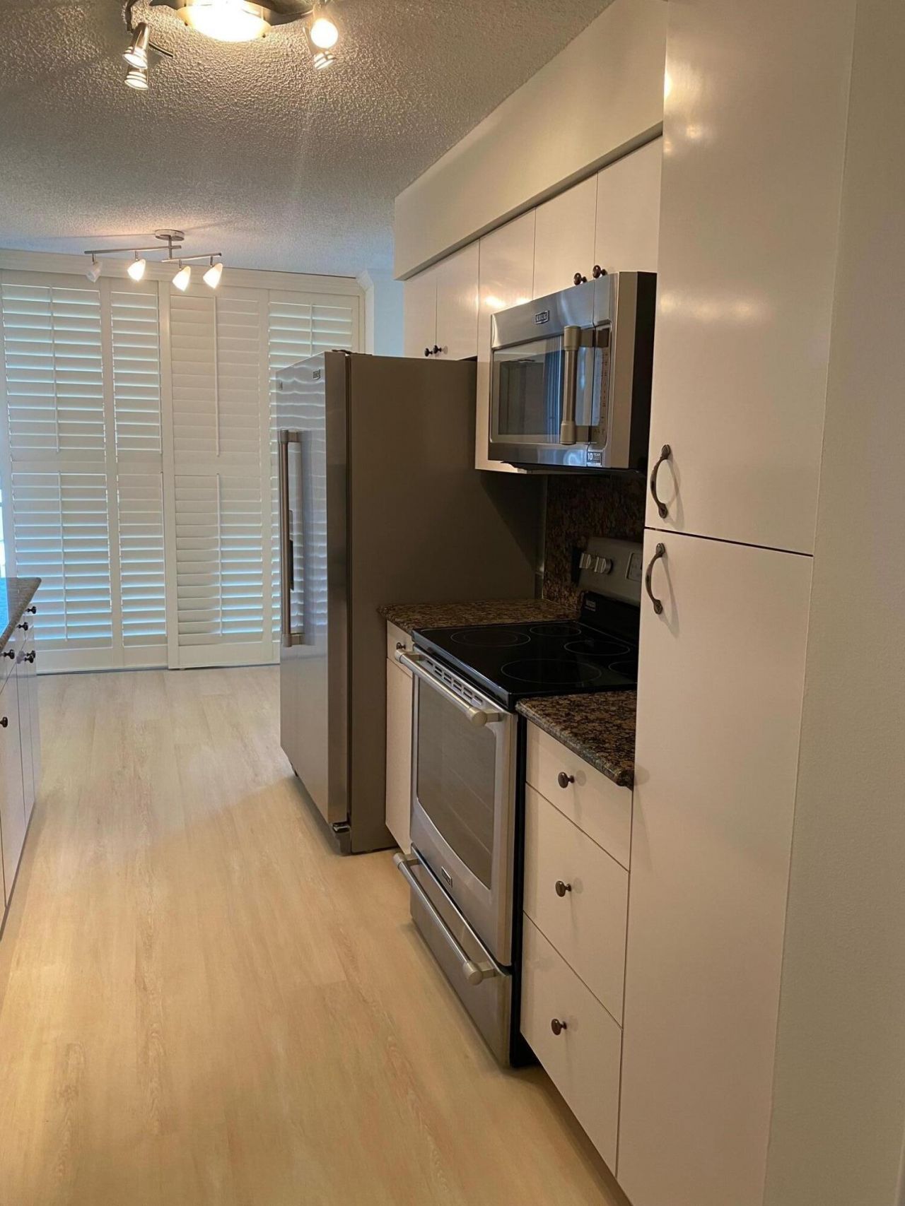 3400 N Ocean Drive, Unit 706, Singer Island, FL 33404 Photo