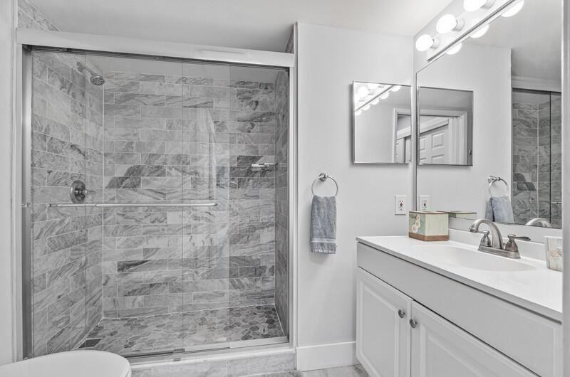 140 Yacht Club 107 Way, Unit 107, Hypoluxo, FL 33462 Photo