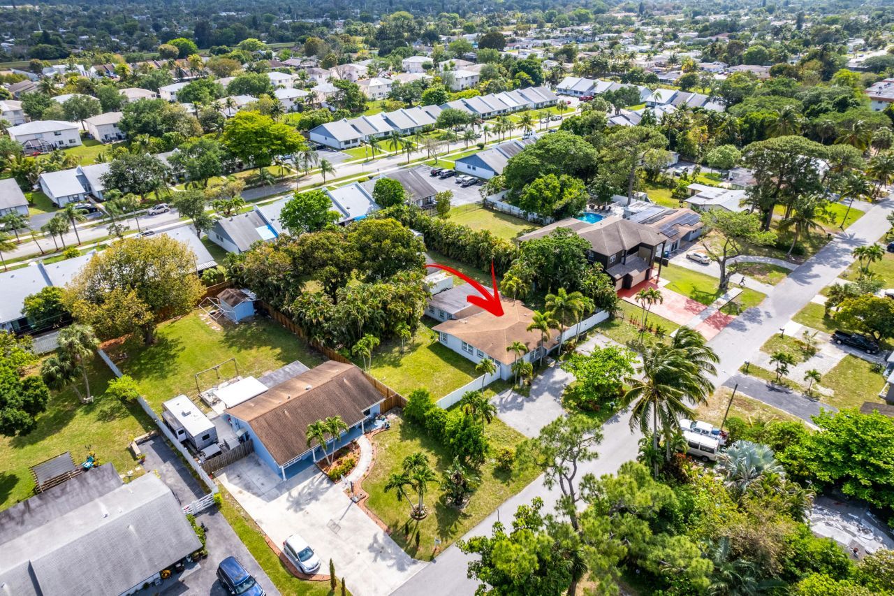 6130 Edwards Road, Margate, FL 33063 Photo