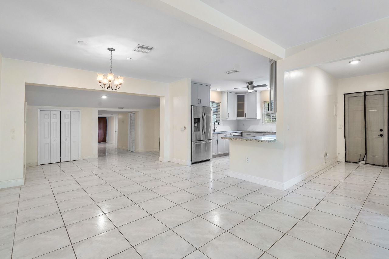 6130 Edwards Road, Margate, FL 33063 Photo