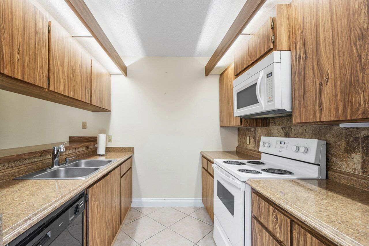 1619 16th Court, Unit 26, Jupiter, FL 33477 Photo