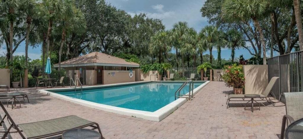 3205 Bridgewood Drive, Unit 3205, Boca Raton, FL 33434 Photo