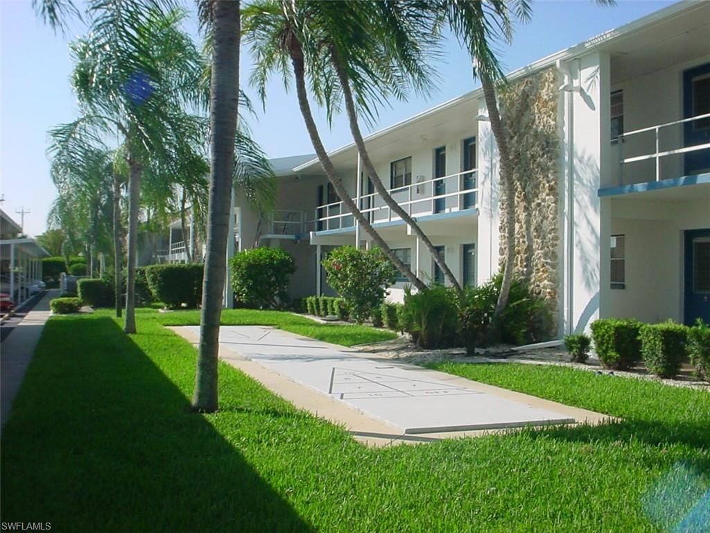 708 Victoria Dr, Unit 206, Cape Coral, FL 33904 Photo