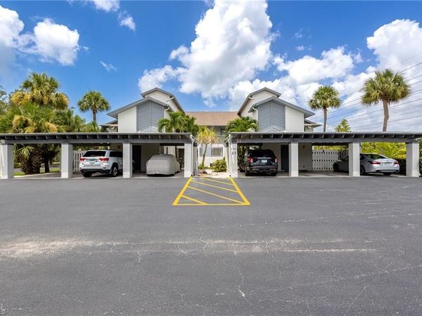 6300 Sugar Bush LN, Unit C, FORT MYERS, FL 33908
