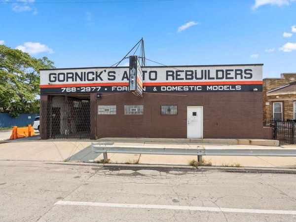 9363 S Ewing Avenue, Chicago, IL 60617