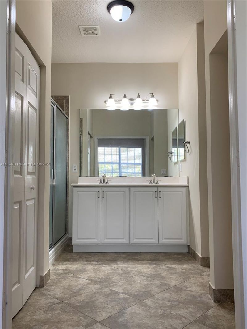 9057 Preston Pl, Tamarac, FL 33321 Photo