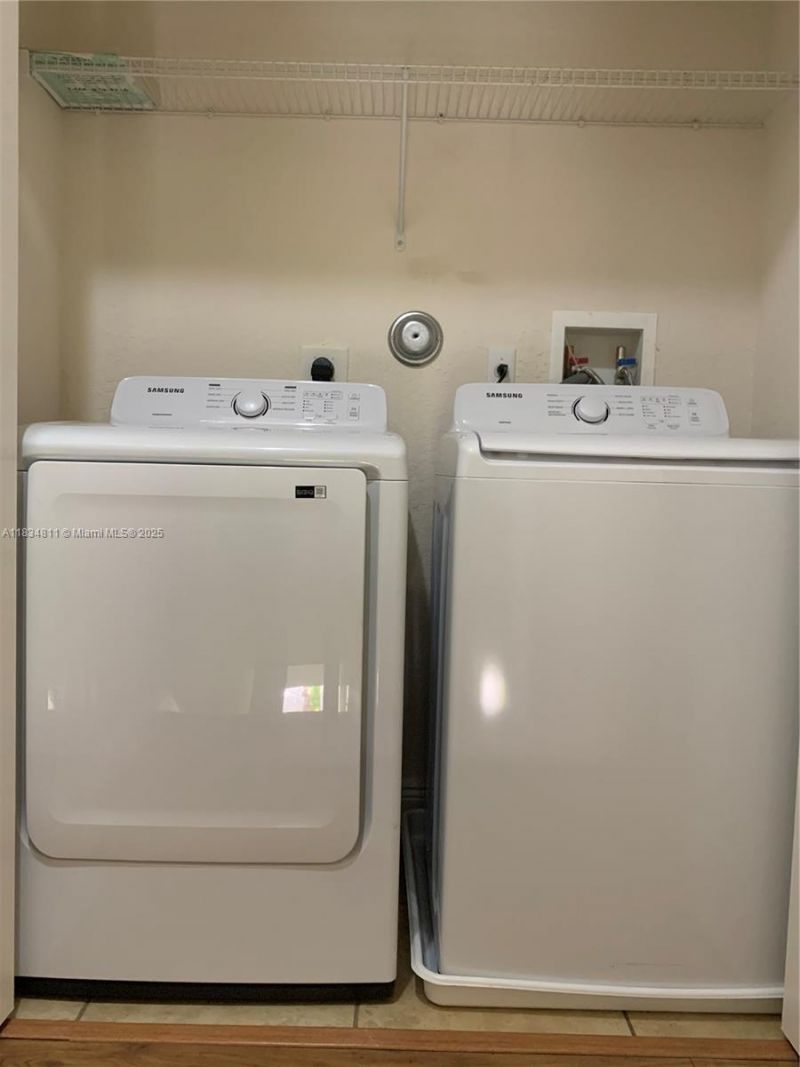 9057 Preston Pl, Tamarac, FL 33321 Photo