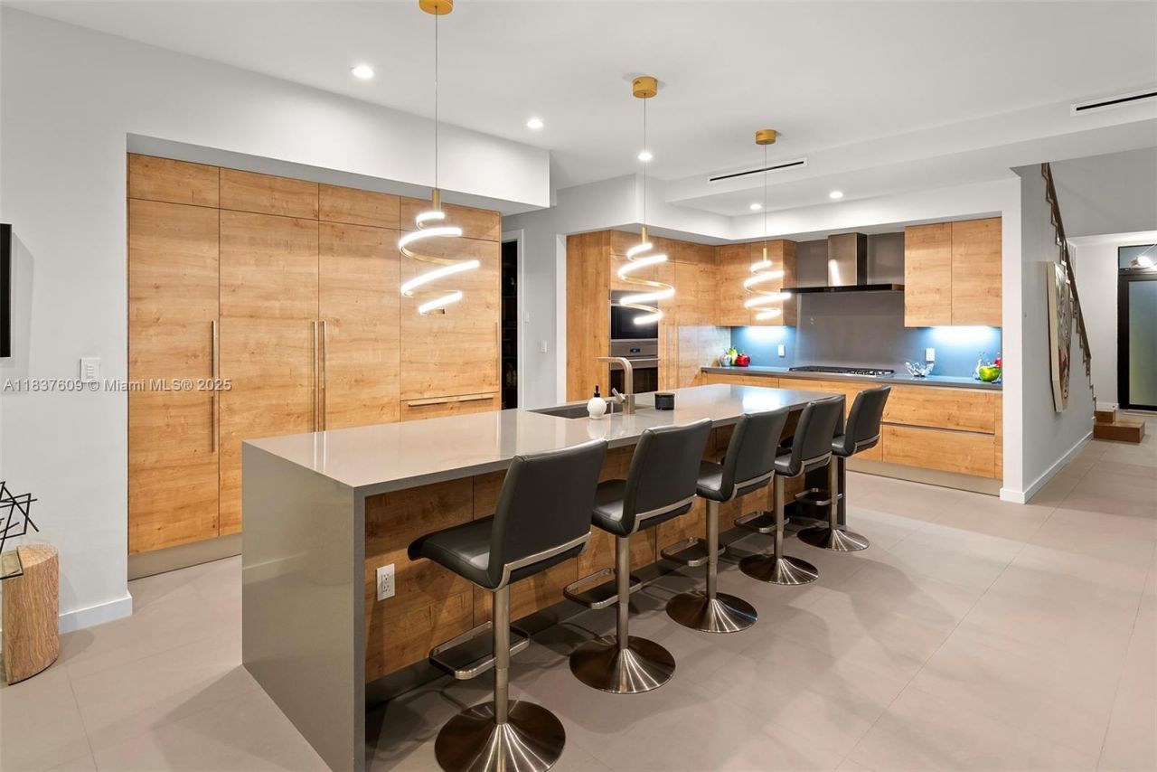 7621 SW 59th Ct, South Miami, FL 33143 Photo