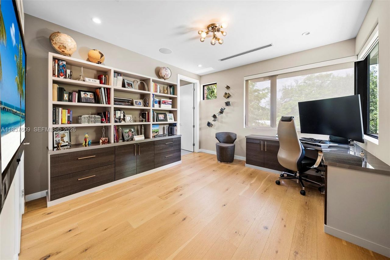 7621 SW 59th Ct, South Miami, FL 33143 Photo