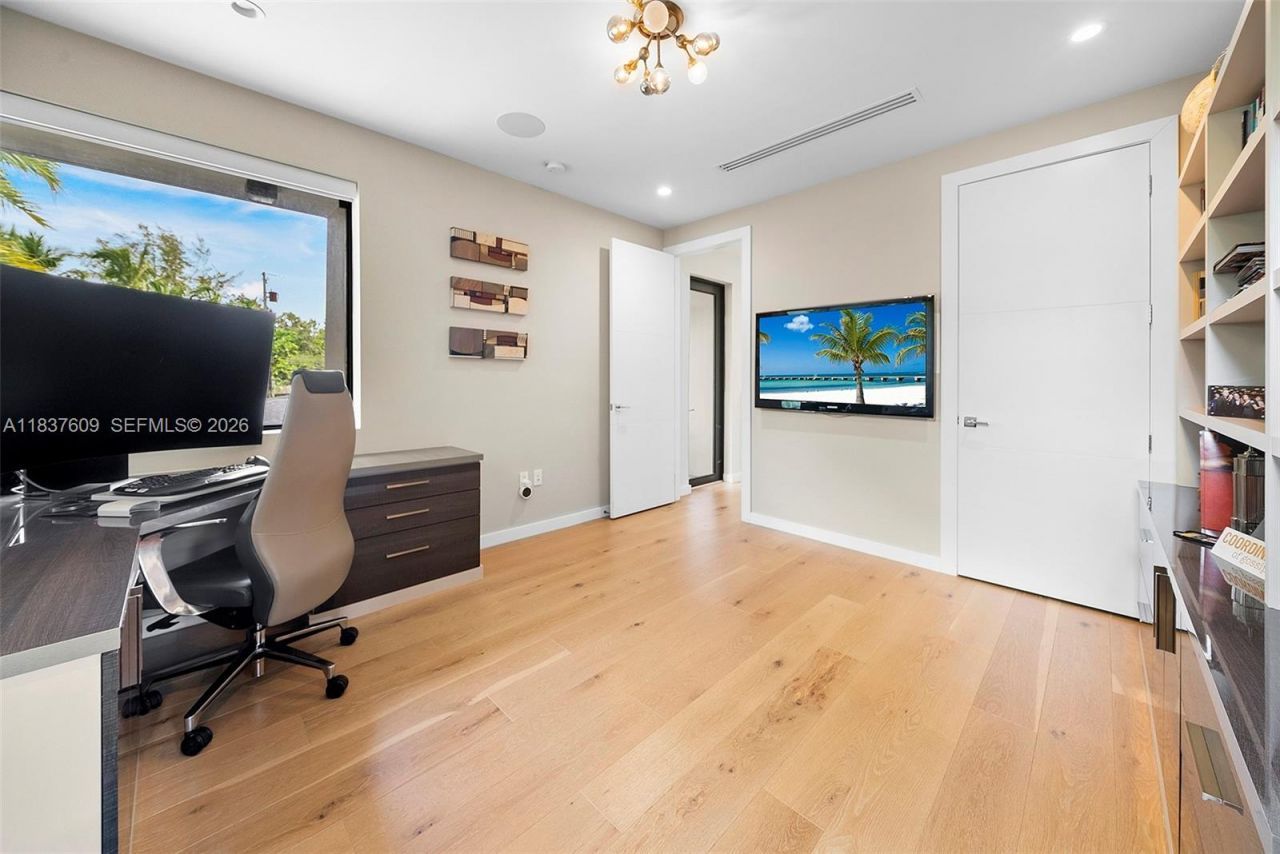 7621 SW 59th Ct, South Miami, FL 33143 Photo