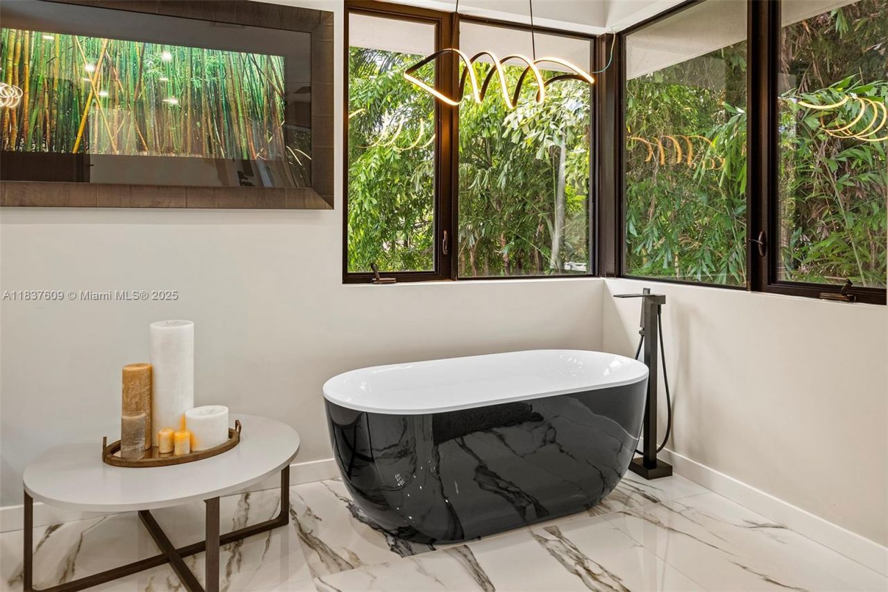 7621 SW 59th Ct, South Miami, FL 33143 Photo