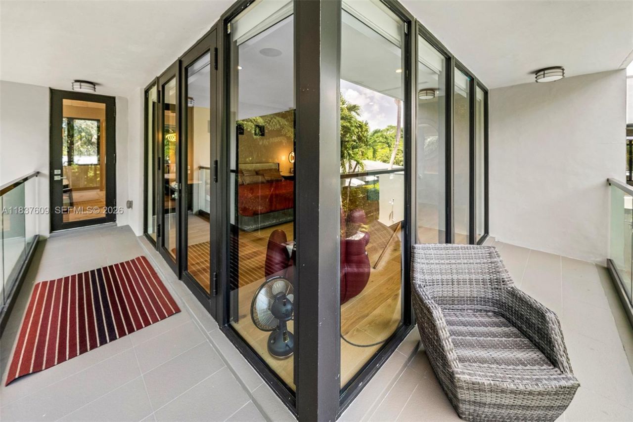 7621 SW 59th Ct, South Miami, FL 33143 Photo