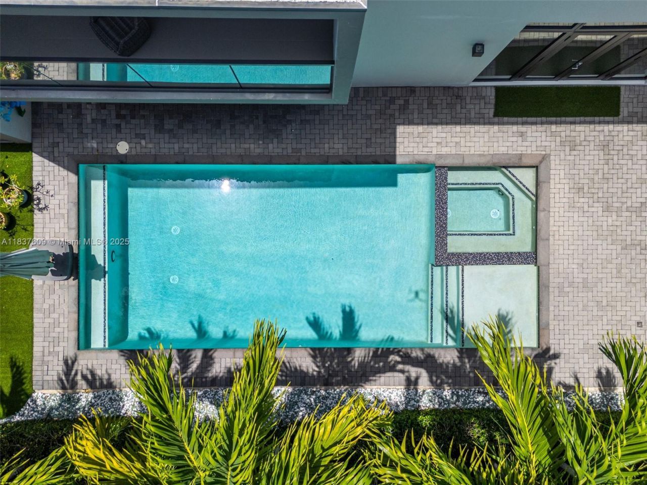 7621 SW 59th Ct, South Miami, FL 33143 Photo