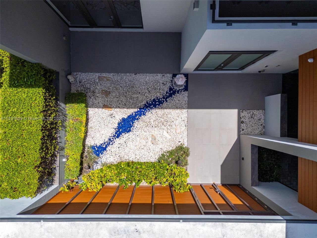 7621 SW 59th Ct, South Miami, FL 33143 Photo