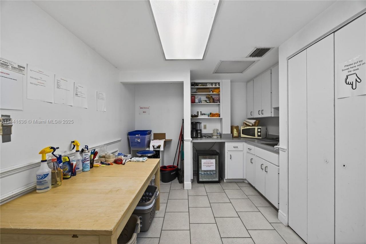 2239 15th St D, Sarasota, FL 34237 Photo