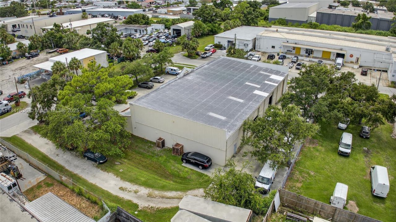 2239 15th St D, Sarasota, FL 34237 Photo