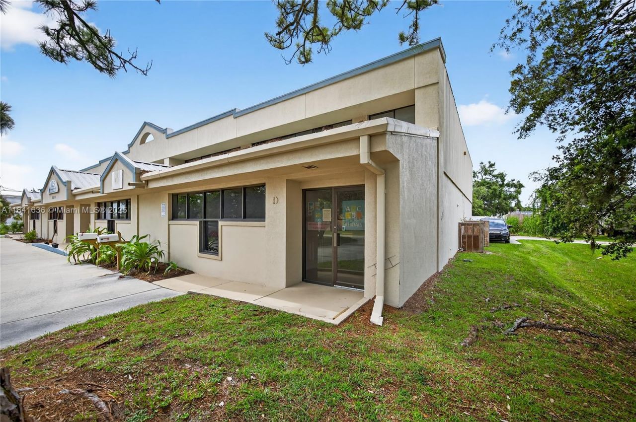 2239 15th St D, Sarasota, FL 34237 Photo