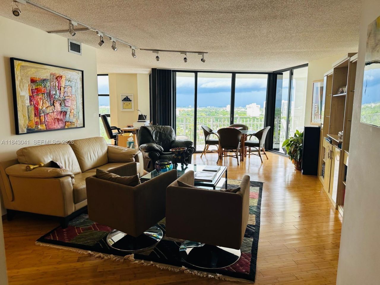 4000 Towerside Ter, Unit 1503, Miami, FL 33138 Photo