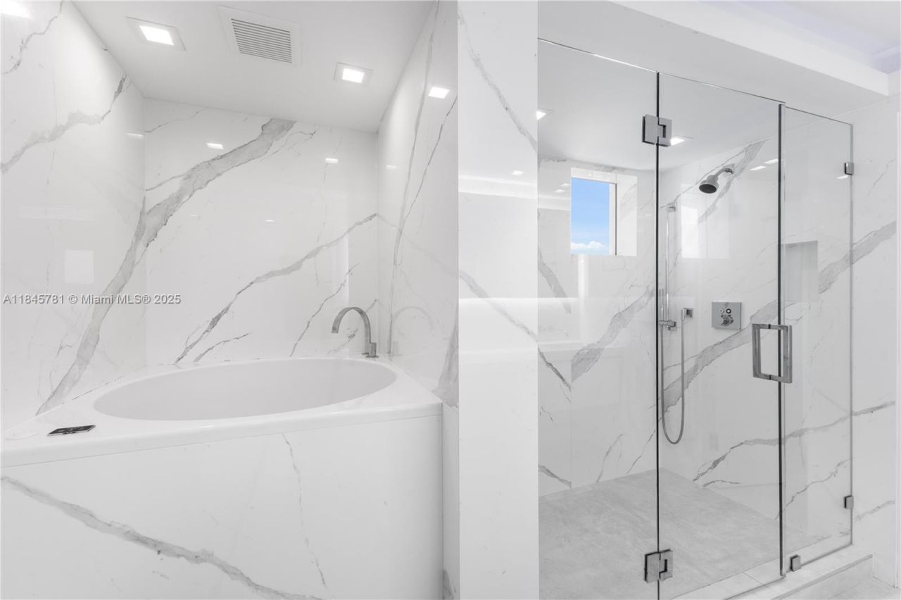 1800 Sunset Harbour Dr, Unit 1515, Miami Beach, FL 33139 Photo