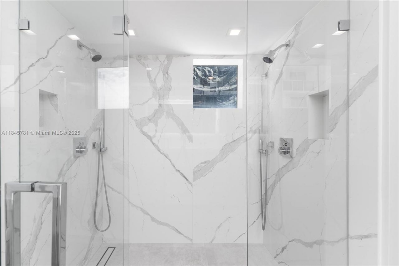 1800 Sunset Harbour Dr, Unit 1515, Miami Beach, FL 33139 Photo