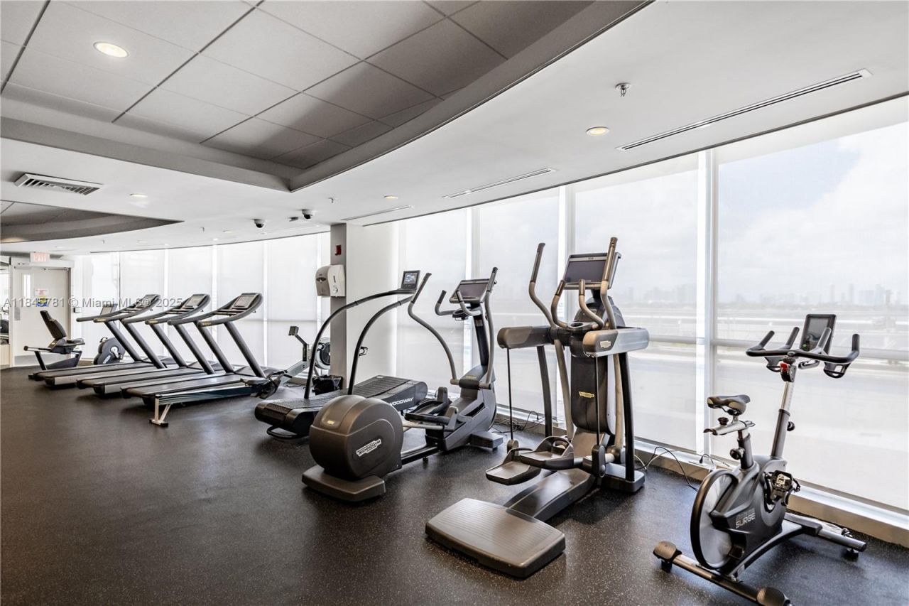 1800 Sunset Harbour Dr, Unit 1515, Miami Beach, FL 33139 Photo