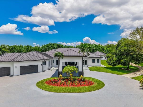 601 Ranch Rd, Weston, FL 33326