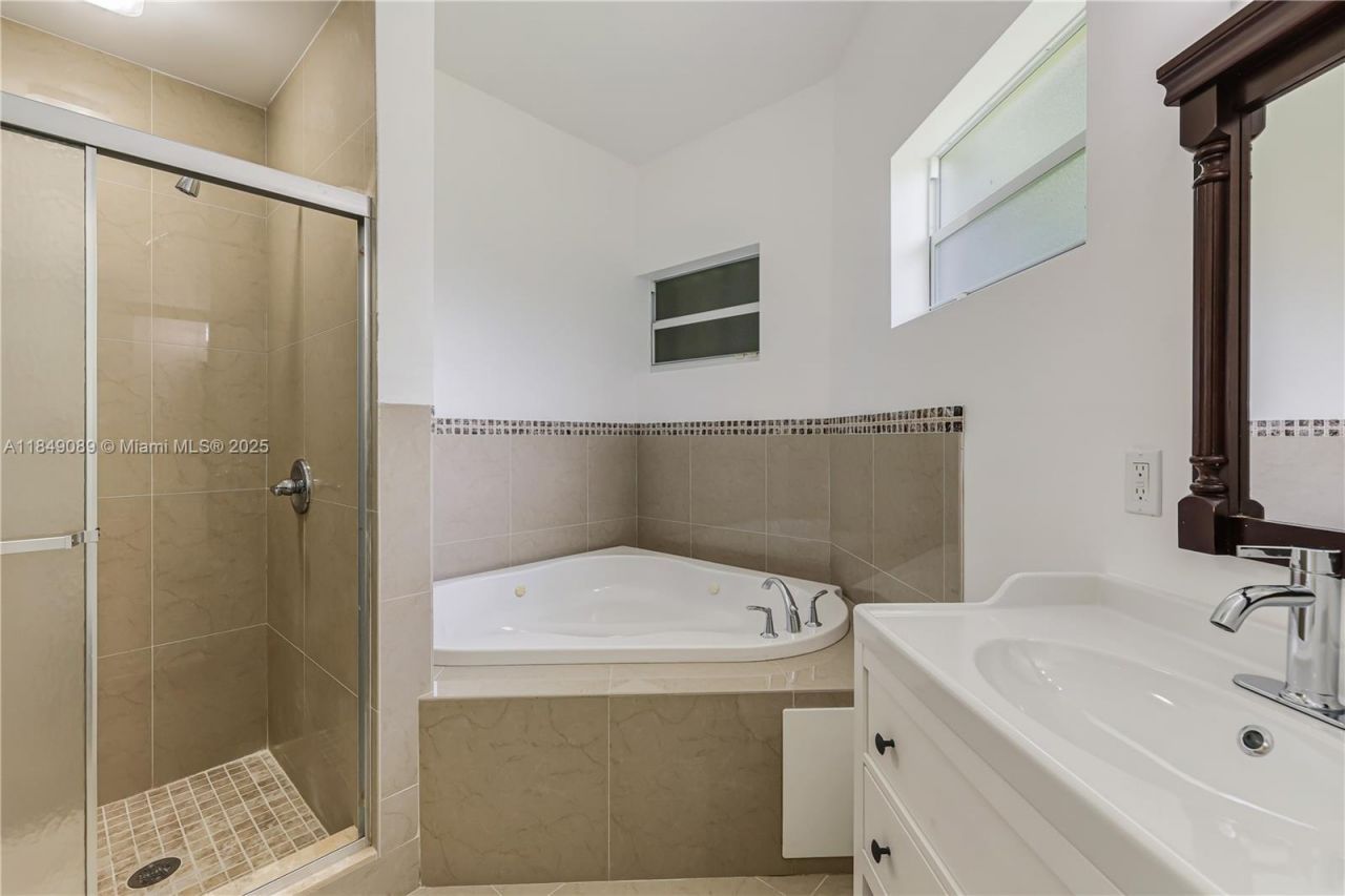 601 Ranch Rd, Weston, FL 33326 Photo