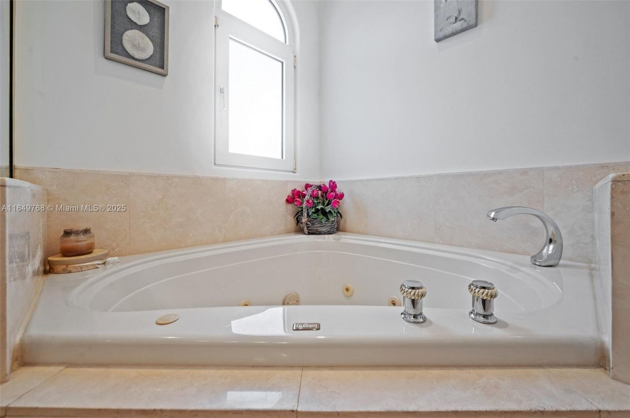 1784 Bay Dr, Unit 1784, Pompano Beach, FL 33062 Photo