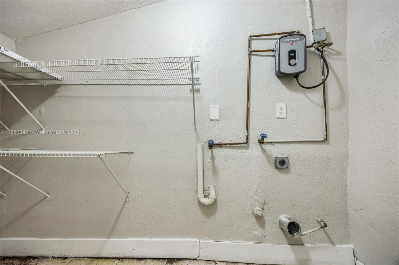 7331 Cleveland St, Hollywood, FL 33024 Photo