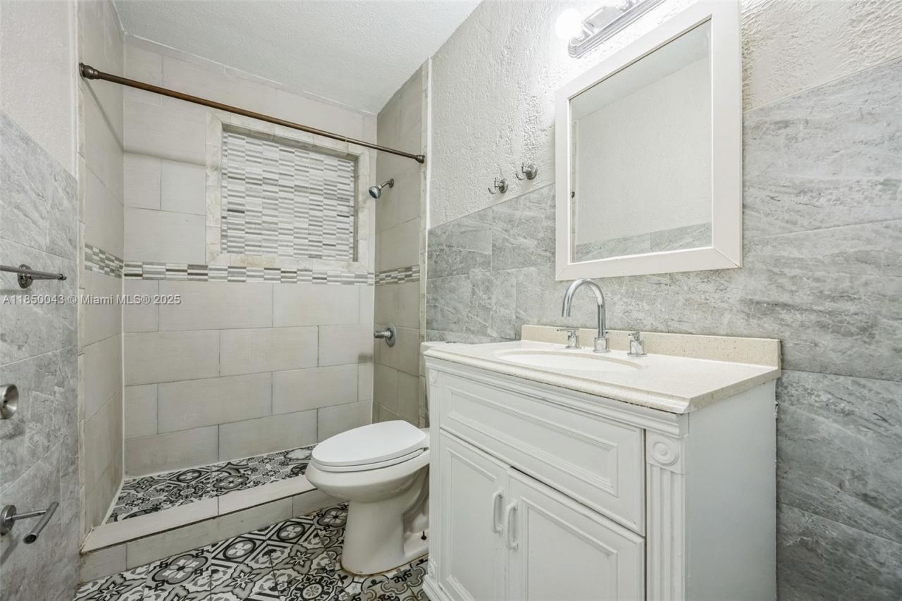 7331 Cleveland St, Hollywood, FL 33024 Photo