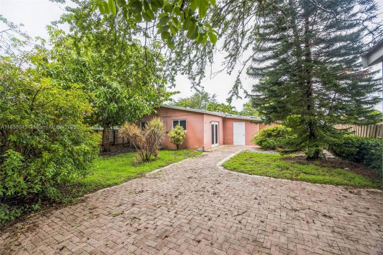 7331 Cleveland St, Hollywood, FL 33024 Photo