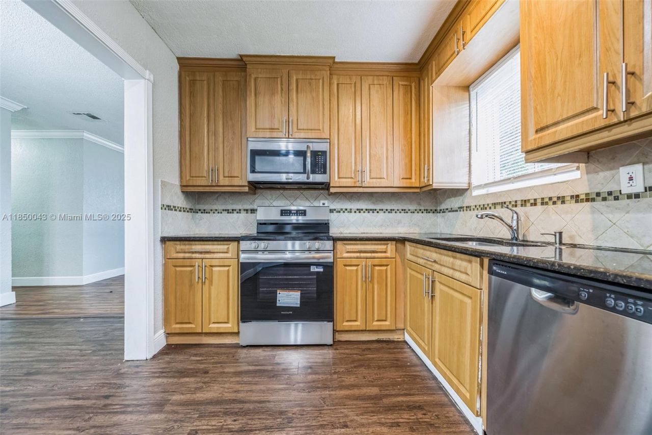 7331 Cleveland St, Hollywood, FL 33024 Photo